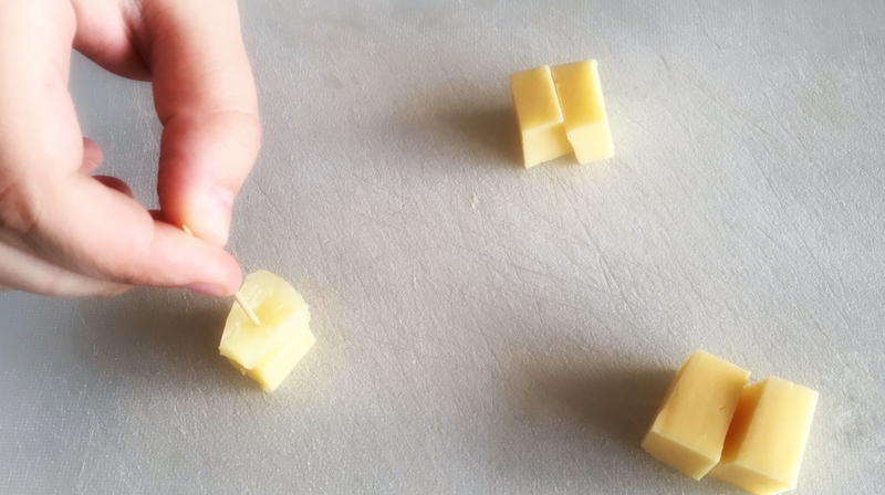 Illustration for article titled Last Call: This easy test will tell you how good your chocolate is
